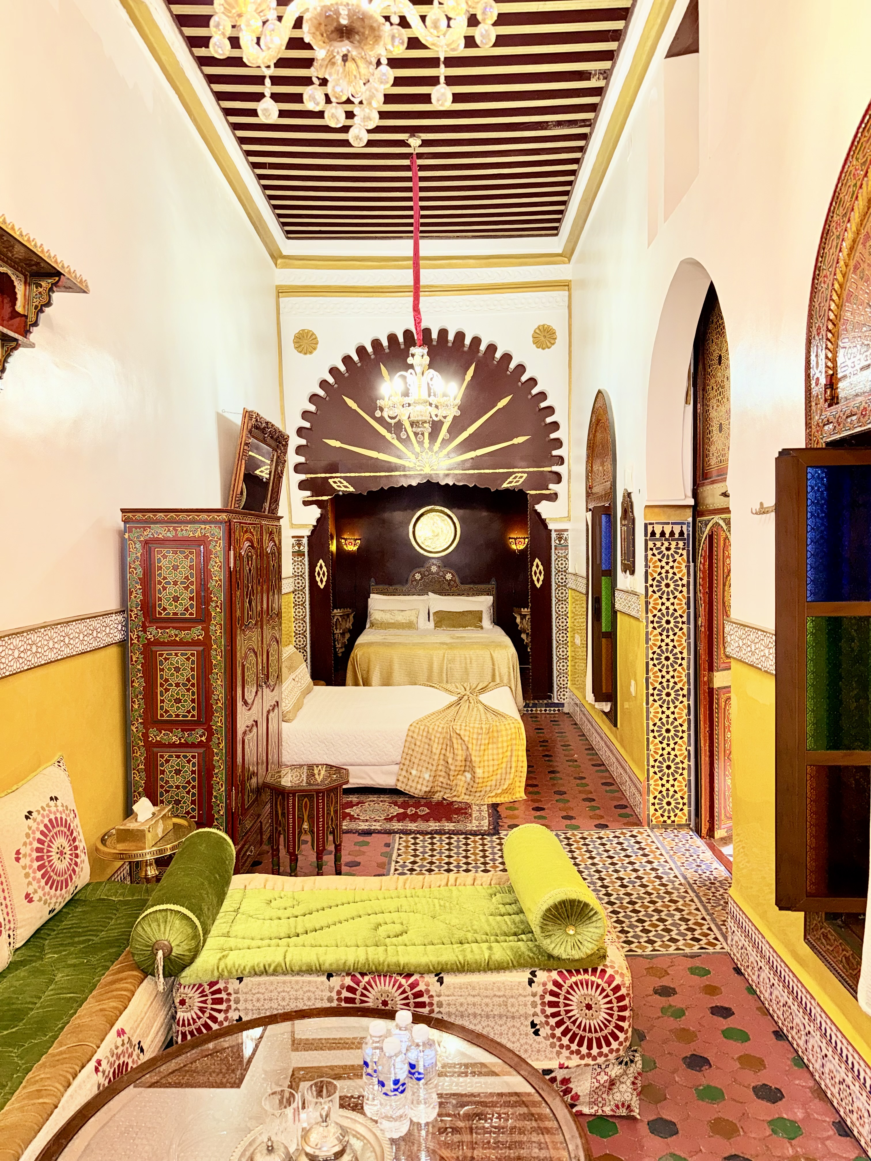 Ali Riad Riad Las Mil y Una Noches